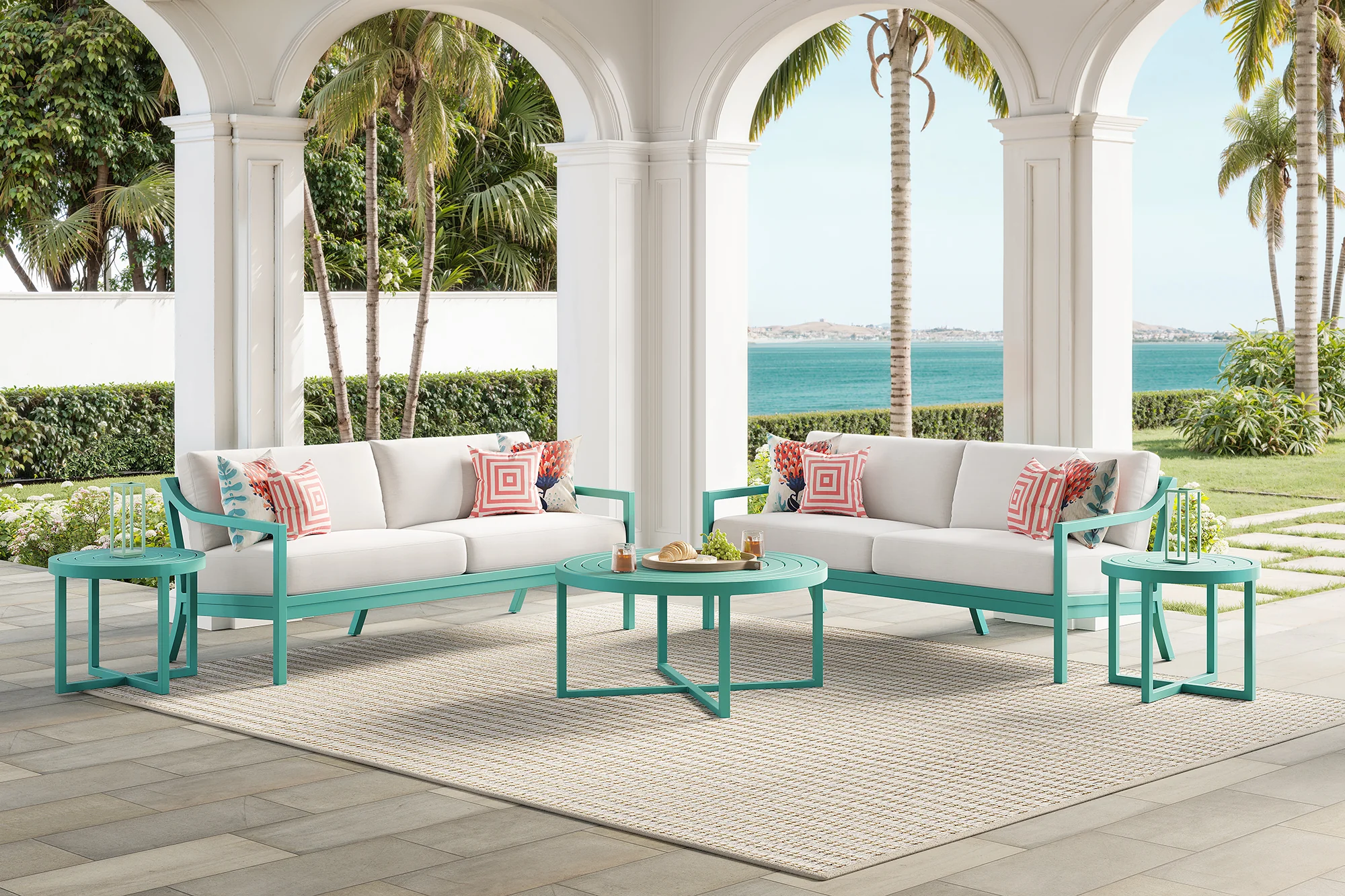 oomph Outdoor Round Cocktail Table - Image 3